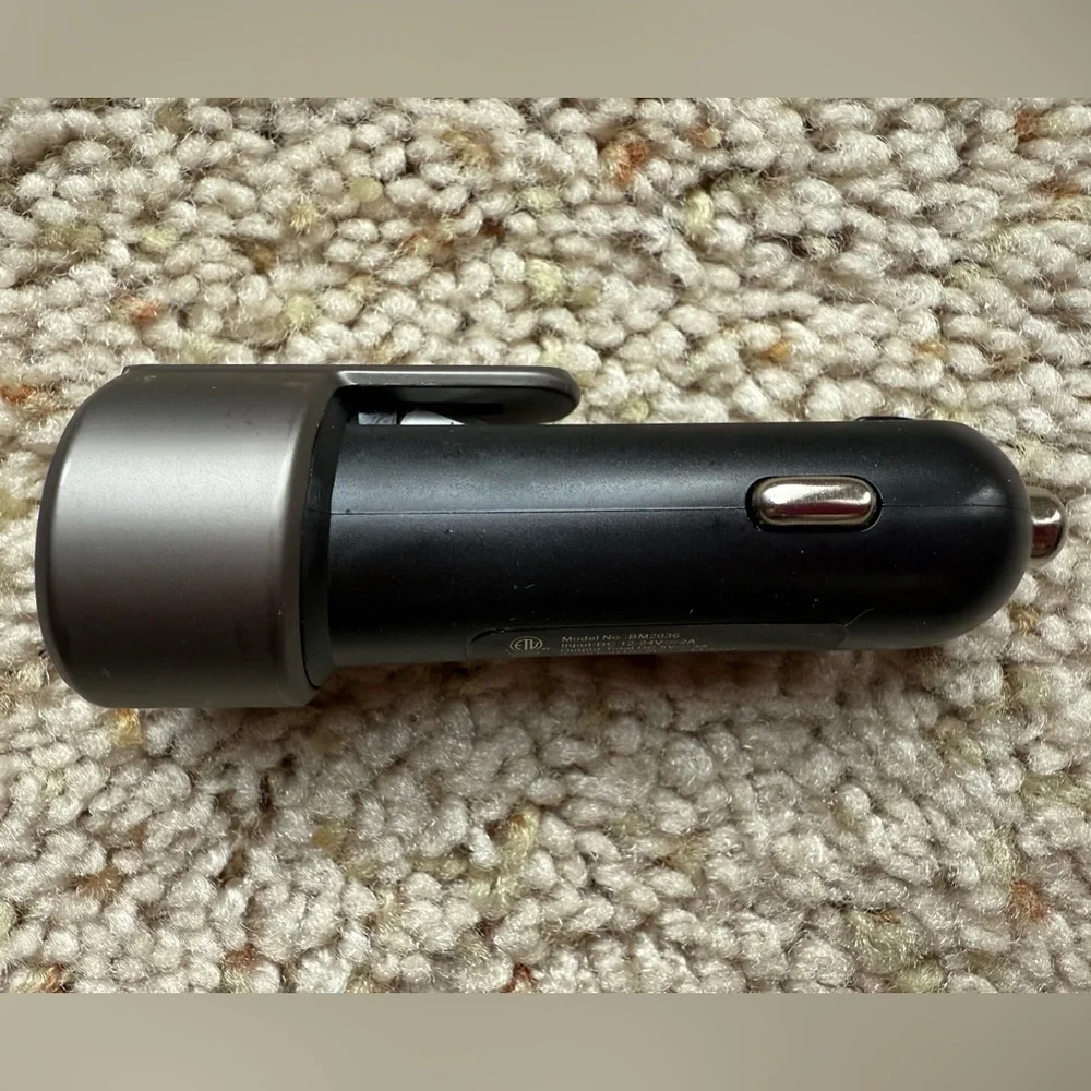 Dual USB Car Charger w/ Safety Hammer-Seatbelt Cutter